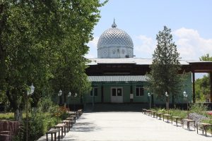 Баткен шаарынын борбордук мечити 